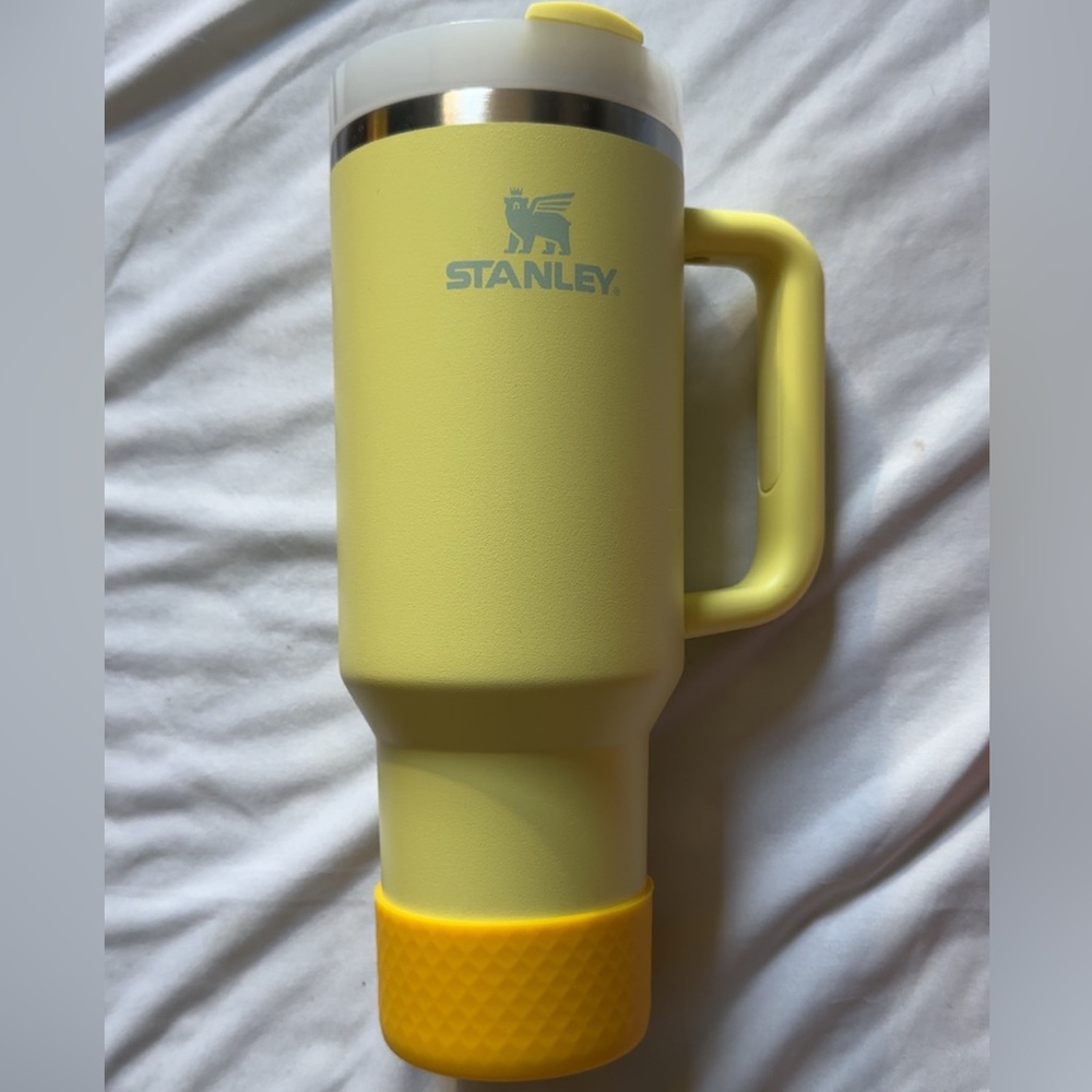 Yellow Stanley